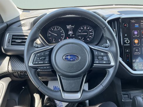 Used 2025 Subaru Ascent Premium AWD/4WD image 18