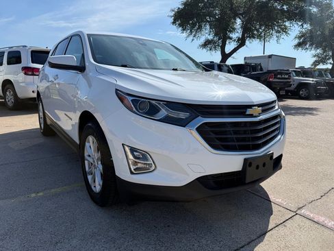 Used 2019 Chevrolet Equinox LT FWD image 1