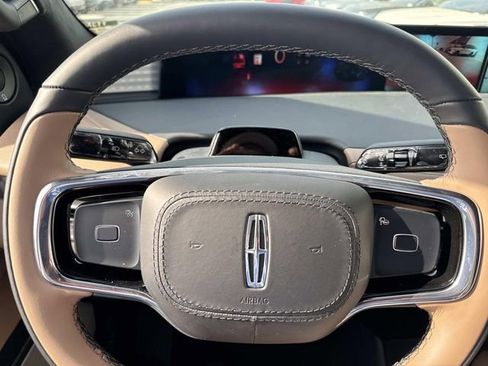 New 2026 Lincoln Navigator L Black Label AWD/4WD image 29