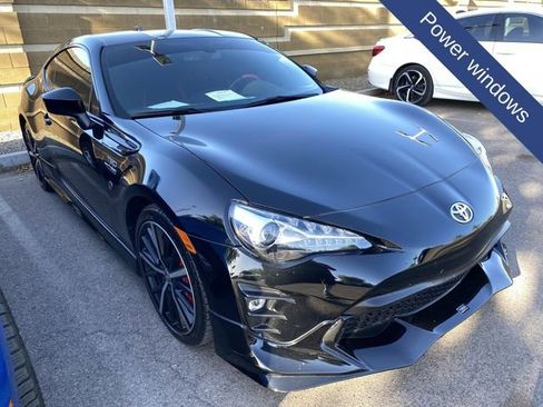 Used 2019 Toyota 86 TRD SE RWD image 5