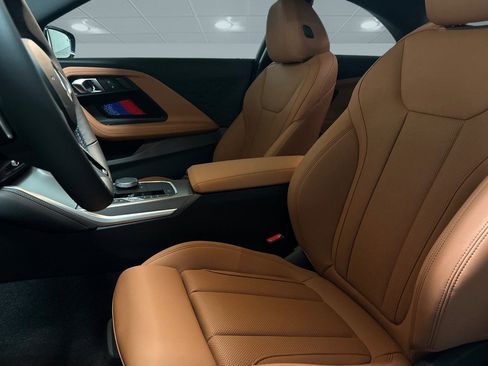 Used 2025 BMW 230i Coupe w/ M Sport Package image 19