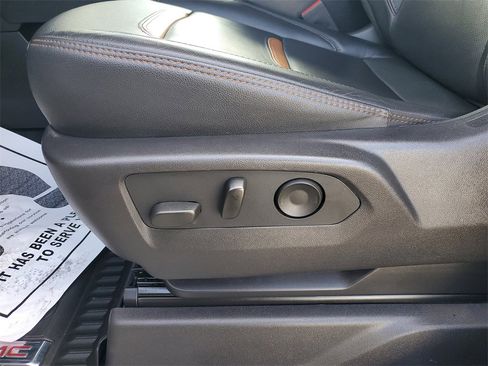 Used 2024 GMC Sierra 2500 AT4 w/ AT4 Premium Plus Package image 18