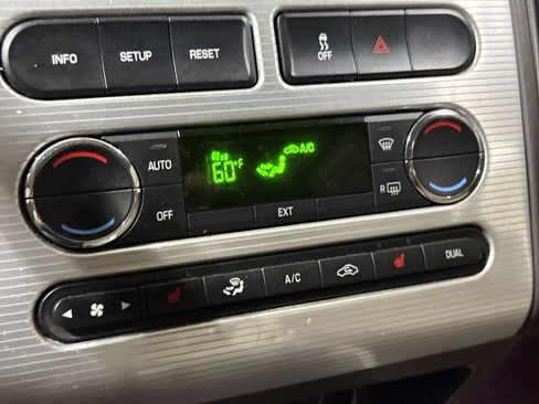 Used 2010 Ford Edge SEL FWD image 15