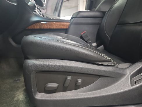 Used 2015 Chevrolet Tahoe LTZ image 30