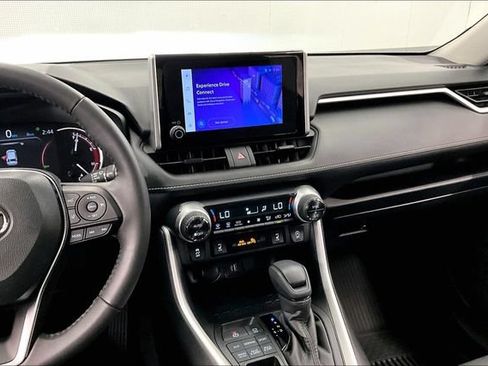 Used 2025 Toyota RAV4 XLE w/ Convenience Package AWD/4WD image 7