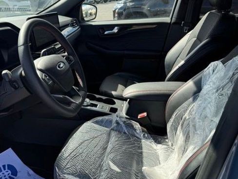 Used 2023 Ford Escape ST-Line w/ Tech Pack #1 image 10
