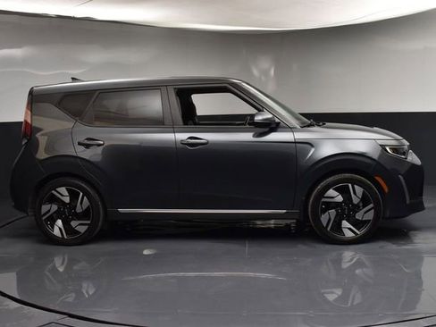 Certified 2023 Kia Soul GT-Line w/ GT-Line Technology Package FWD image 8