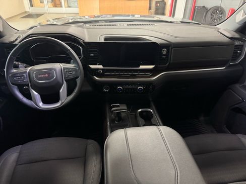 Used 2023 GMC Sierra 1500 Elevation AWD/4WD image 14