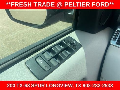 Used 2017 Land Rover Discovery Sport SE AWD/4WD image 20