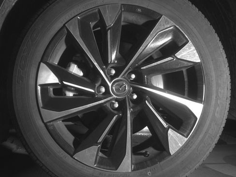 Used 2025 MAZDA CX-50 2.5 Hybrid w/ Premium Plus Pkg image 12