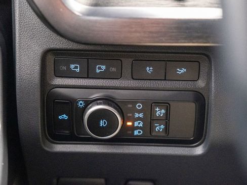 Used 2023 Ford F250 Lariat w/ Sport Appearance Package image 23