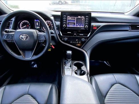 Used 2023 Toyota Camry SE image 15