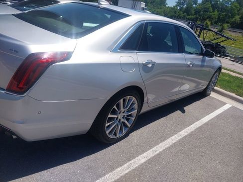 Used 2017 Cadillac CT6 Luxury AWD/4WD image 3