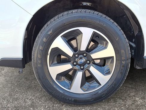 Used 2018 Subaru Forester 2.5i w/ Alloy Wheel Package image 9