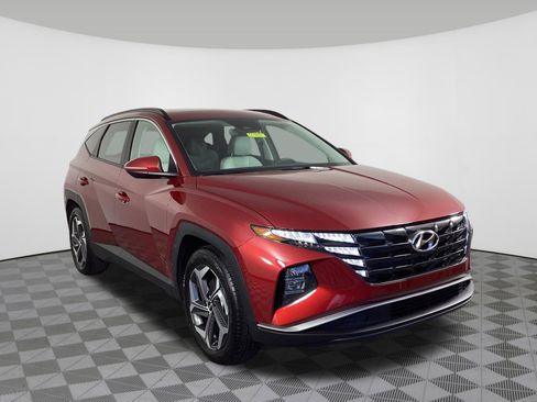 Used 2024 Hyundai Tucson SEL w/ Convenience Package image 3