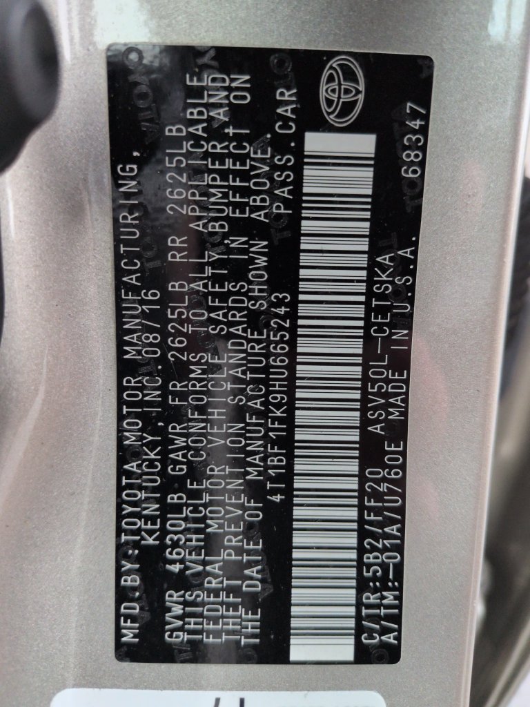 Used 2017 Toyota Camry SE FWD image 29