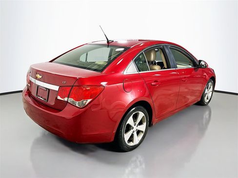 Used 2011 Chevrolet Cruze LT image 8