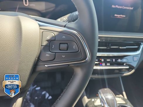 New 2026 Buick Envista Avenir FWD image 24