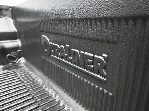 Used 2023 Jeep Gladiator Overland image 33