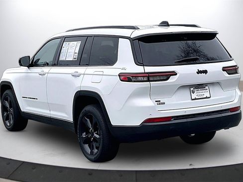 Certified 2022 Jeep Grand Cherokee L Laredo image 7