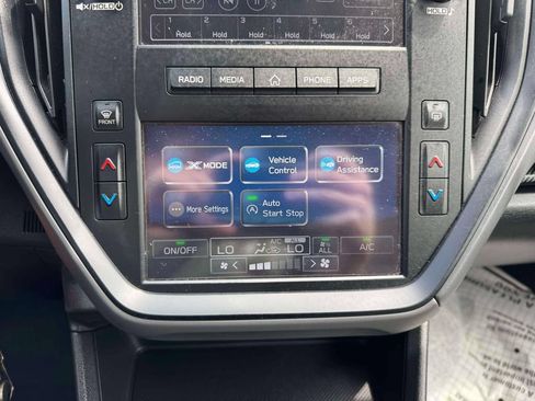 Used 2024 Subaru Crosstrek 2.0i AWD/4WD image 31