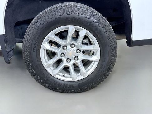 Used 2024 Chevrolet Silverado 1500 LT w/ Z71 Off-Road Package image 31