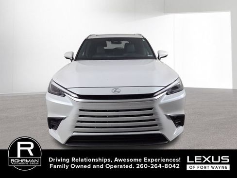 Used 2024 Lexus TX 350 AWD w/ Captains Chair Package image 3
