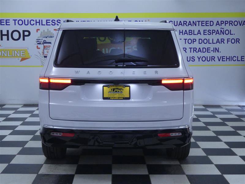 Used 2025 Jeep Wagoneer L Series II w/ 8-pass Seating Package AWD/4WD image 6