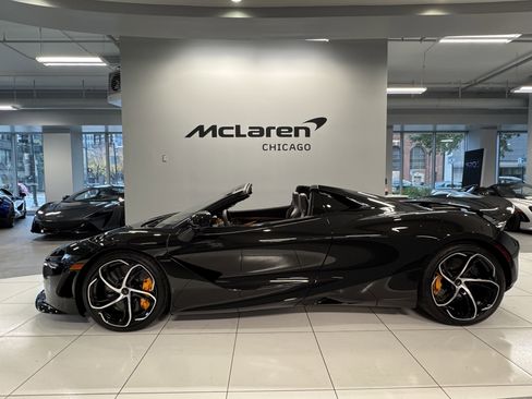 New 2026 McLaren 750S Spider image 4