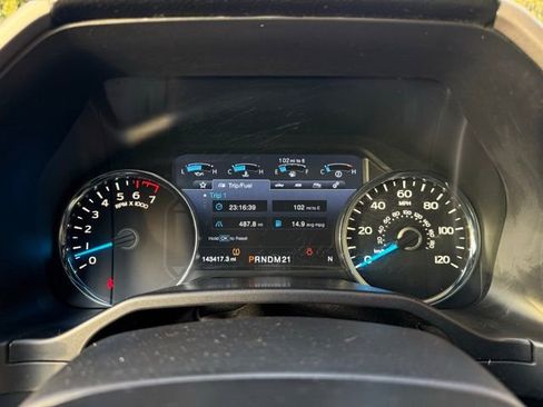 Used 2016 Ford F150 Lariat w/ Equipment Group 502A Luxury image 17