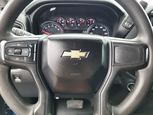 Used 2023 Chevrolet Silverado 1500 Custom AWD/4WD image 18
