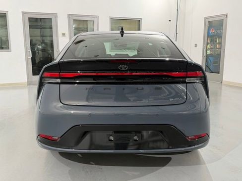 New 2026 Toyota Prius XLE image 5