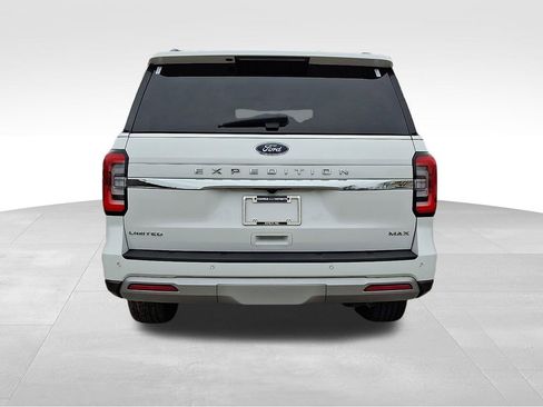 Used 2024 Ford Expedition Max Limited AWD/4WD image 5