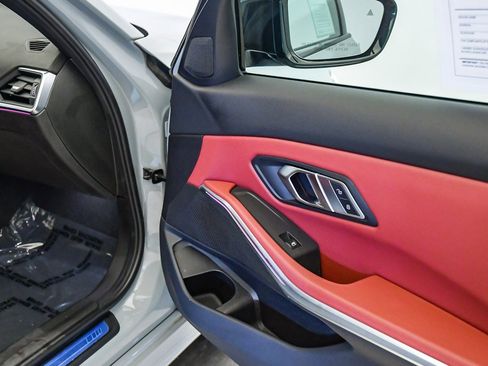 Certified 2023 BMW 330i Sedan w/ M Sport Package image 19