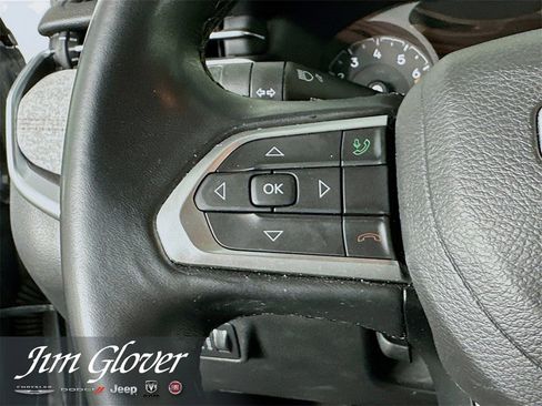 Used 2022 Jeep Compass Latitude image 27