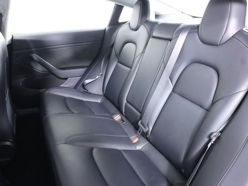 Used 2019 Tesla Model 3 Standard Range Plus RWD image 33