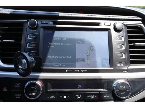 Used 2017 Toyota Highlander FWD V6 image 43