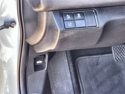 Used 2020 Honda Civic EX image 29