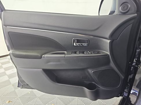 Used 2023 Mitsubishi Outlander Sport AWD image 25