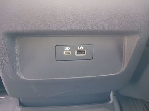 Used 2024 Nissan Frontier PRO-4X w/ Technology Package AWD/4WD image 29