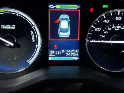 Used 2023 Subaru Crosstrek Hybrid w/ Moonroof Package w/Navigation image 19