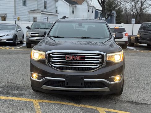 Used 2017 GMC Acadia SLE image 3