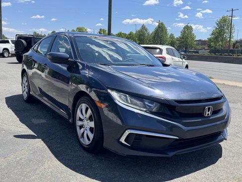 Used 2019 Honda Civic LX image 3