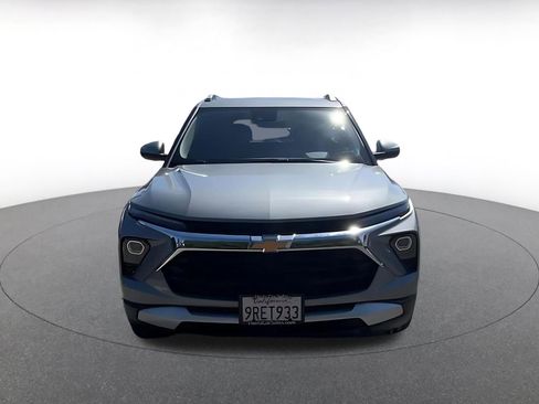 Used 2025 Chevrolet TrailBlazer LT FWD image 4