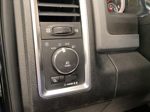 Used 2014 RAM 3500 Big Horn image 31