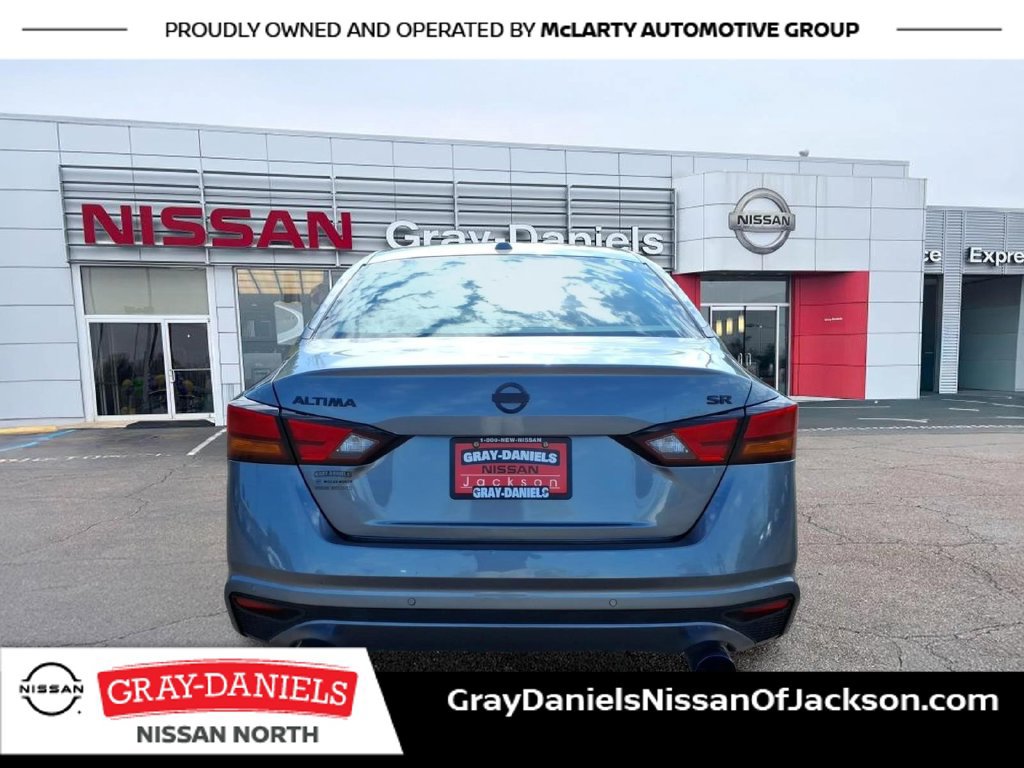 Used 2022 Nissan Altima 2.5 SR FWD image 6