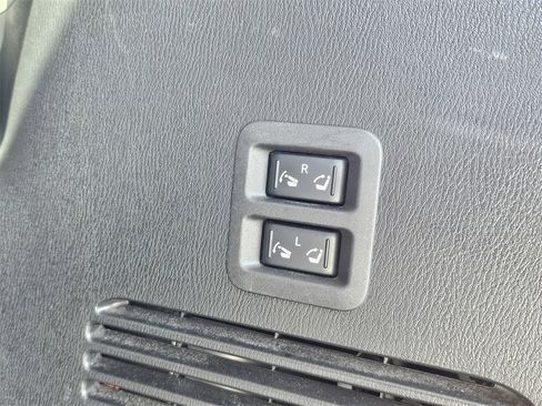 Used 2024 INFINITI QX80 Luxe image 30