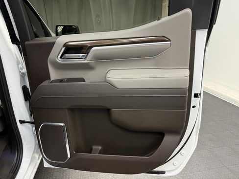 New 2026 Chevrolet Silverado 1500 RST image 19