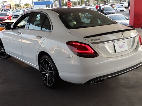 Used 2019 Mercedes-Benz C 300 4MATIC Sedan image 7