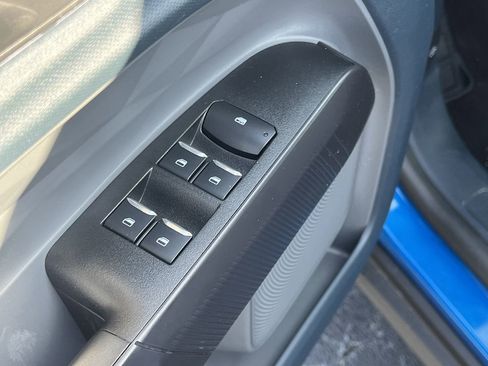 New 2025 Ford Maverick XL image 14